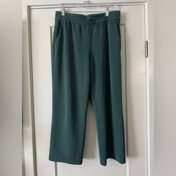 Lululemon Softstreme High-Rise Straight- Leg Cropped Pant - Picture 7 of 10